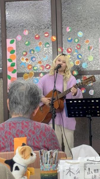 令和7年11月26日　AIRIさんが歌いに来てくれました image 2